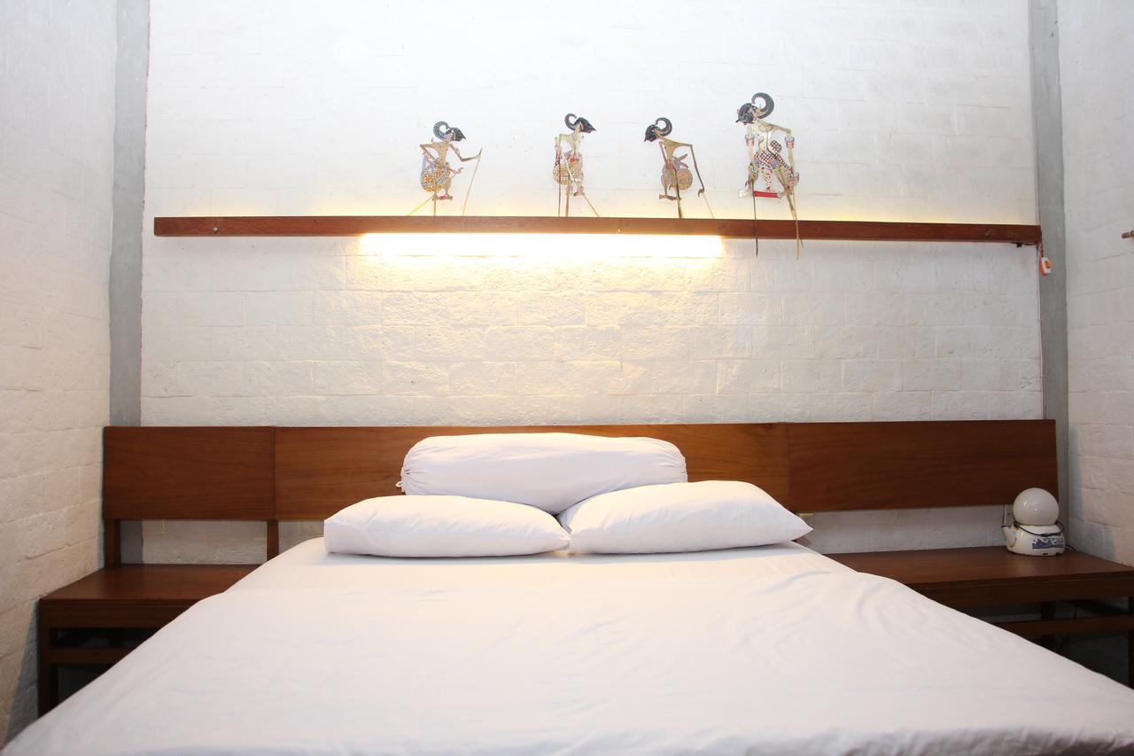 Bed and Breakfast Djajanti House Semarang Exterior foto